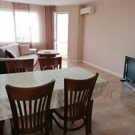 Appartement Megi - Centrum *